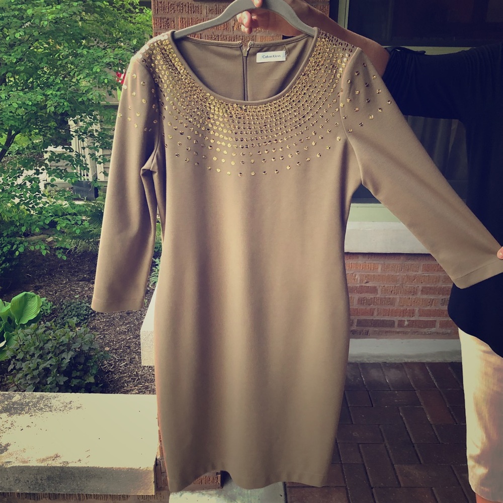 Gold dress!